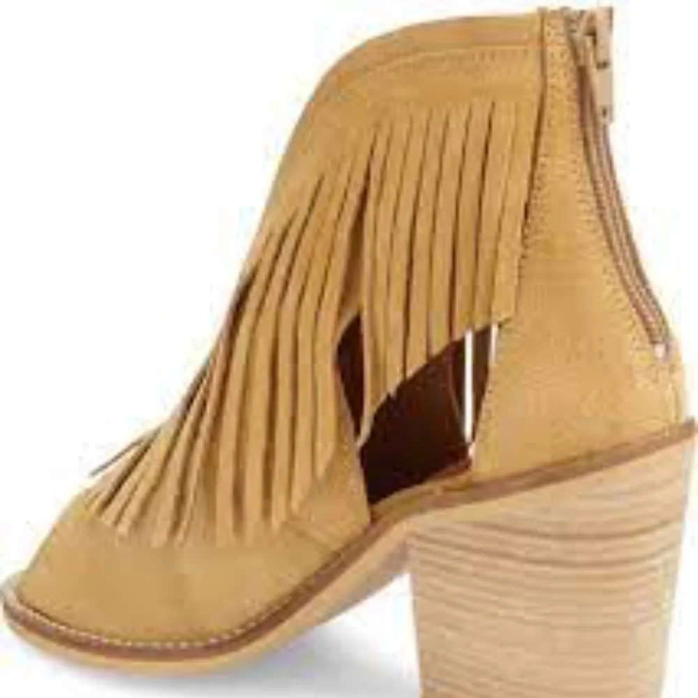 Anthro Musse & Cloud Galia‎ Boho Suede Fringe Bootie Tan 41